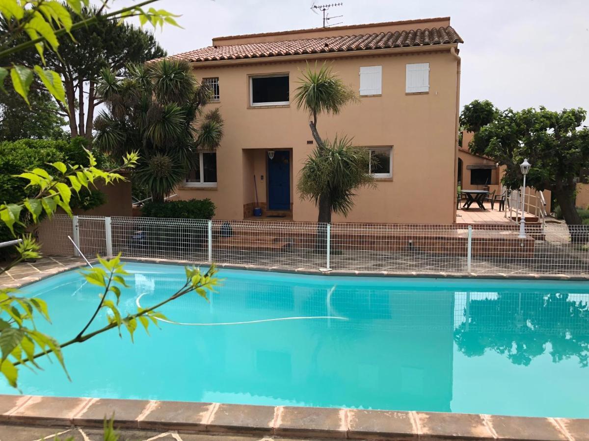 Belle Villa Avec Piscine Sainte-Marie-la-Mer Zewnętrze zdjęcie